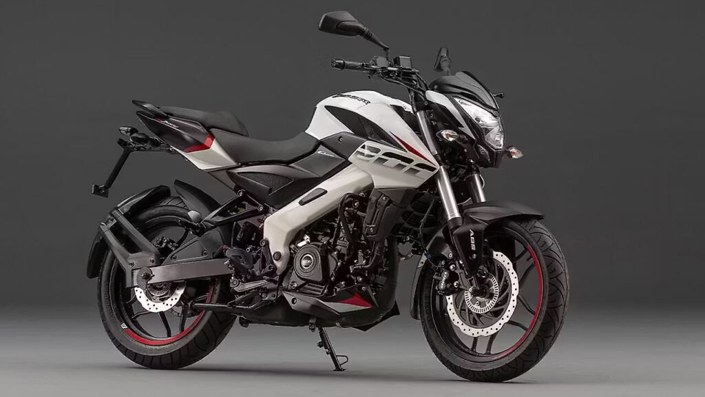 Pulsar NS200